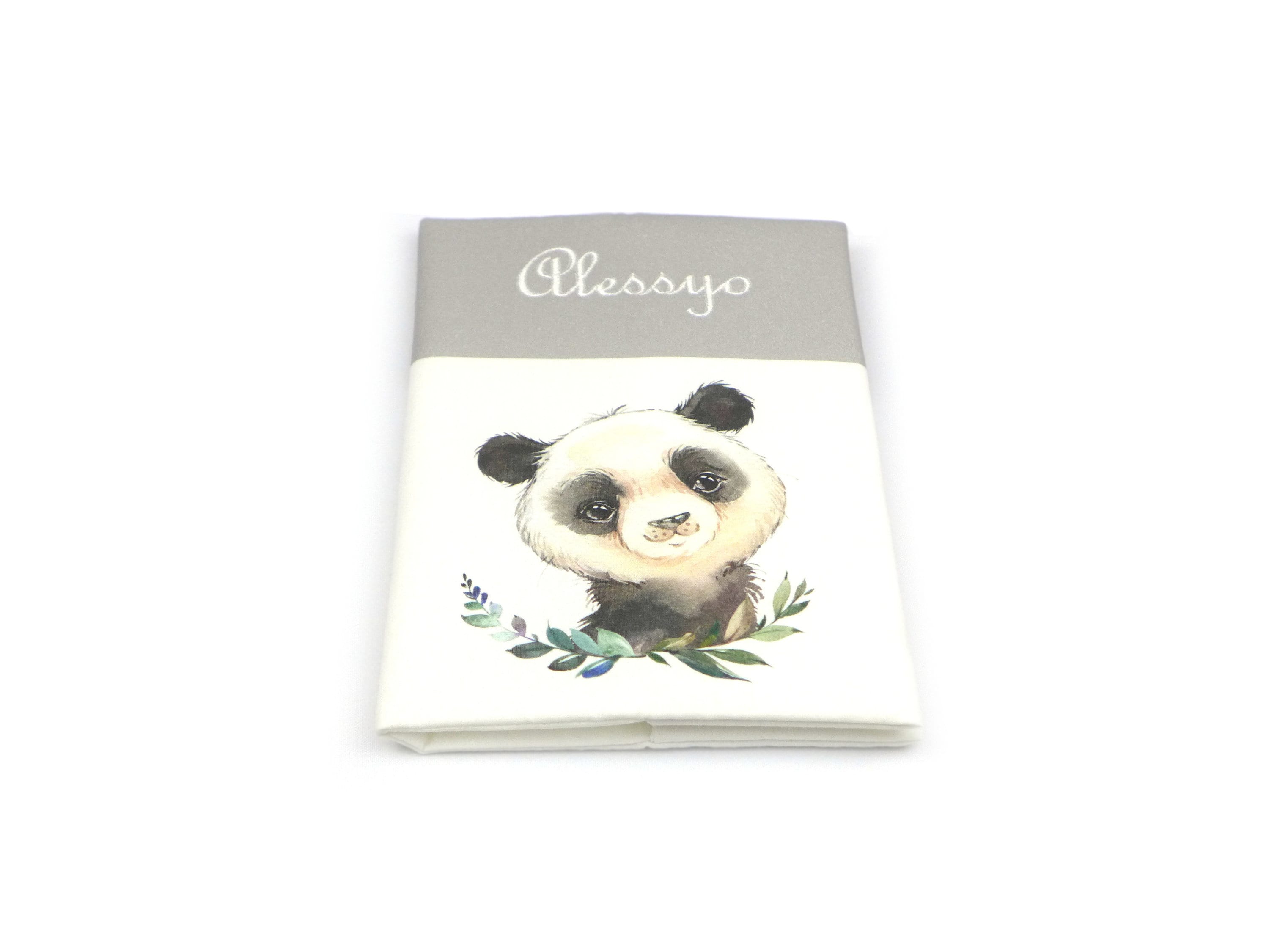 Animaux-Panda. Protège carnet de santé, vert d'eau clair, personnalisable  avec prénom