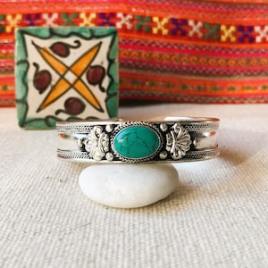 Ethnic cuff bracelet-Nepal Tibet bracelet-Turquoise bracelet-Nepalmashop
