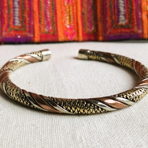 Ethnic cuff bracelet-Nepal Tibet-Men's or Women's bracelet-3 metal jewelry