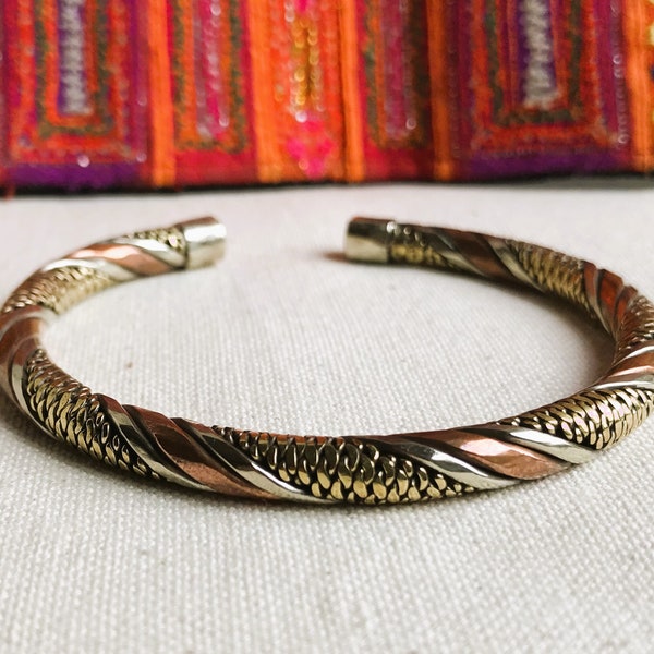 Bracelet manchette Ethnique-Népal Tibet-Bracelet Homme ou Femme-Bijoux 3 métaux