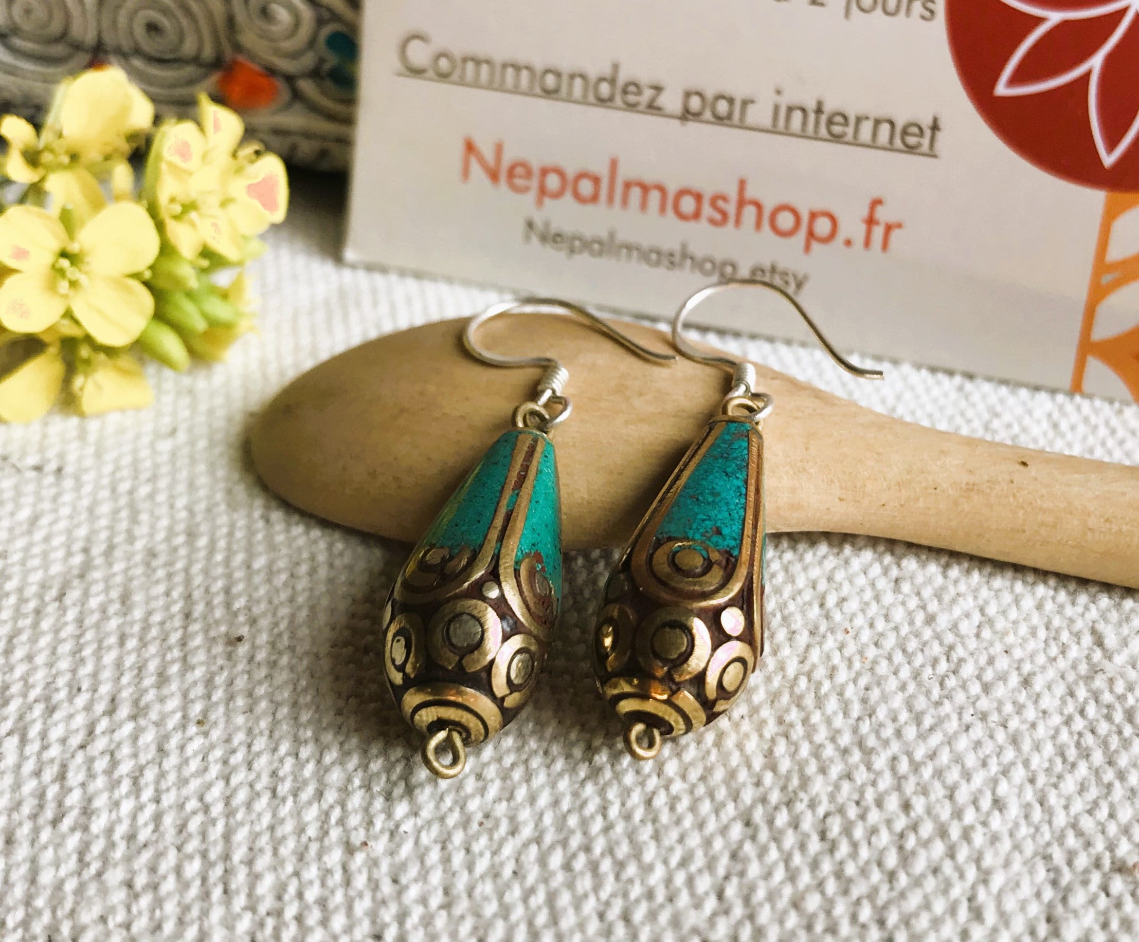 Boucles D'oreilles Femme Ethniques Cabochon Ovale Vert - Argent Tibétain Et Strass