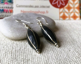 Ethnic earrings from Nepal Tibet-Black Onyx Jewelry-Bijoux du Monde