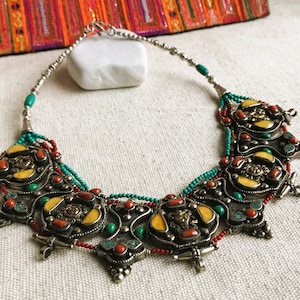 Large Natural Stone Necklace - Jewelry from Nepal, Tibet, and the Himalayas - Nepalmashop