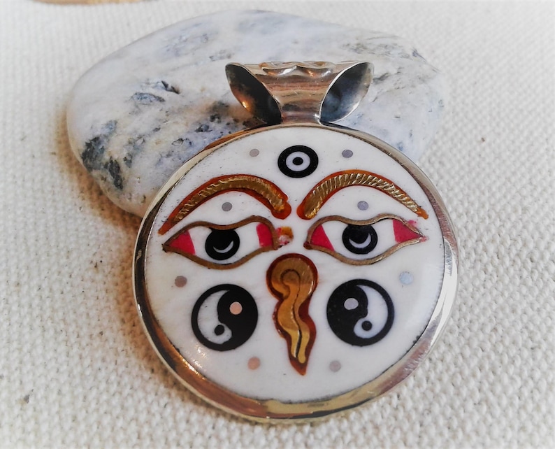Ethnic-Nepal pendant Tibet-Zen pendant Buddha Sun-Jewelry of the World