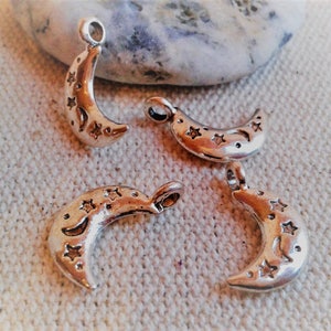 Set of 5 Moon charms - Silver metal - Ethnic beads -