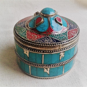 Boite à Bijoux en Pierres Turquoise Corail Lapis-Artisanat Népal Tibet