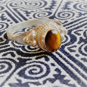 Ethnic Tiger Eye Ring - Women&#39;s Jewelry - Nepal Tibet
