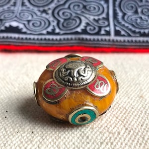Amber etnische parel - Nepal Tibet - Wereldstenen parel - Etnische sieradencreatie