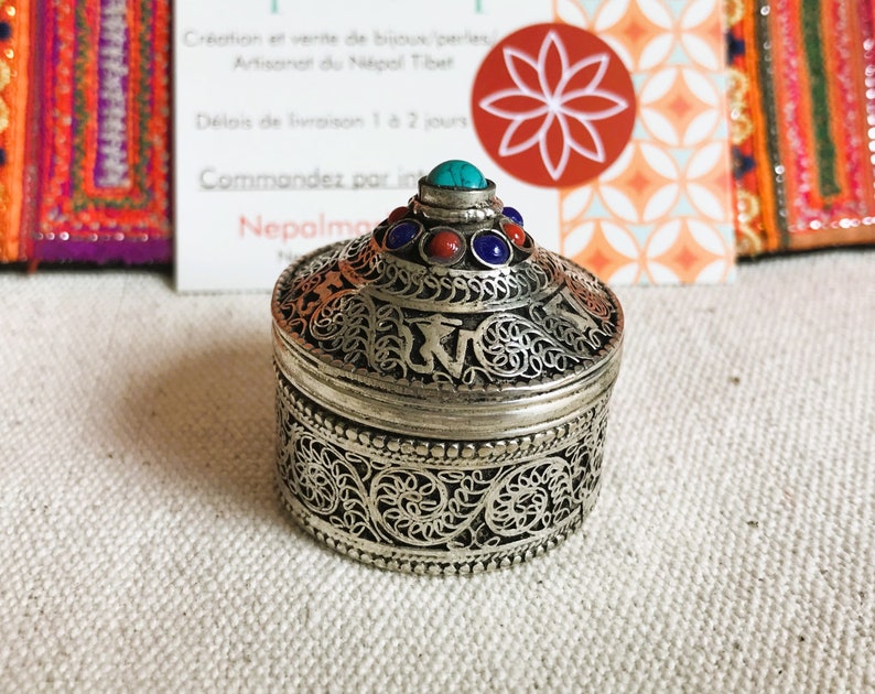 Ethnic jewelry box-Nepal Tibet-Pill box-Artisanat du Monde image 1