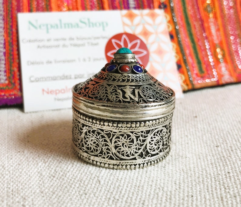 Ethnic jewelry box-Nepal Tibet-Pill box-Artisanat du Monde image 5