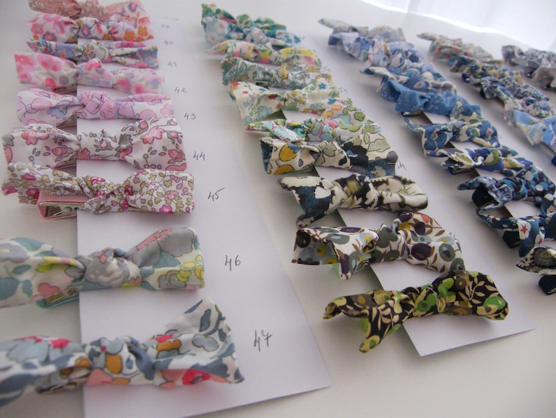 4 Barrettes crocodile LIBERTY, Elastiques, Betsy, Capel, d'Anjo, Wiltshire, Mitsi, Bozenka ou cotonnade image 1