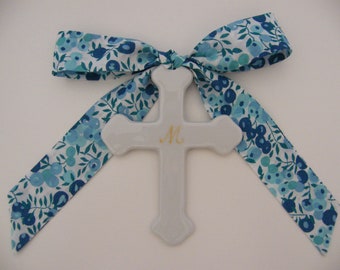 Porcelain cross 7 or 9.5 cm, LIBERTY ribbon of your choice, (Capel, Mitsi Betsy, Wiltshire, Meodow, D'Anjo)