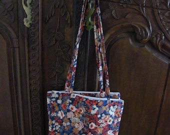 Bag in LIBERTY (Betsy, Capel, d'Anjo) or cotton (145 Liberty to choose from). Procession