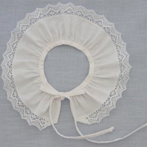 Removable white lace collar, Birth 1/3/6/12/18 Months 2/4/6/8/10 Years image 1