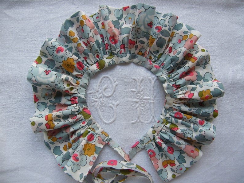 Removable ruffled Pierrot collar in LIBERTY Betsy porcelain your choice 1/3/6/9/12/18 months 2/3/4/6/8/10 years image 3