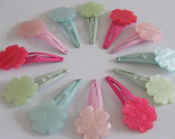 Click-clack hair clip "Nacre clover flower" 5 cm (Fuchsia pink, Light pink, Almond green, Mint blue) Girl clips