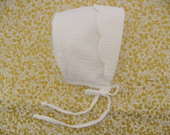 White cotton double gauze beguin, birth 1/3/6/12/18 months 2/3 years