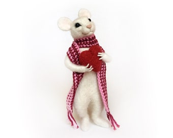 Needle Felted White Wool Mouse: Handmade Mouse Figurine with Red Heart & Scarf