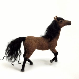 Soft Wool Horse Sculpture, Realistic Needle Felted Mustang Figurine.
