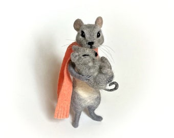 Needle felted wool mother’s day mouse with baby mouse, valentines mouse family gift figurine.