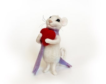 Ratón de lana con corazón de fieltro de aguja, figura de regalo para San Valentín