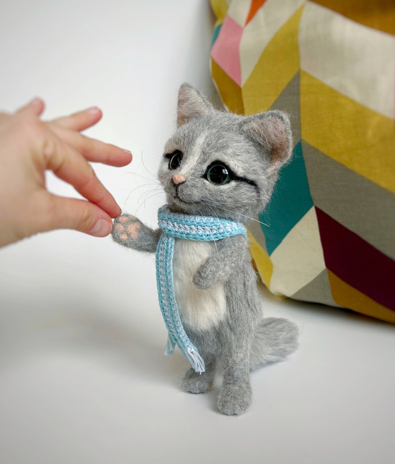 Wool cat doll portrait, custom needle felted kitten memory replica. No realistic, toy looking, made to order. image 9