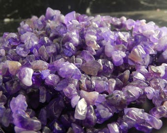 Natural pale purple amethyst pack of 220 chip beads