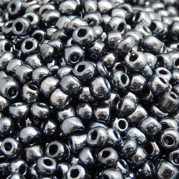 perles rocailles couleur noir,lot de 500