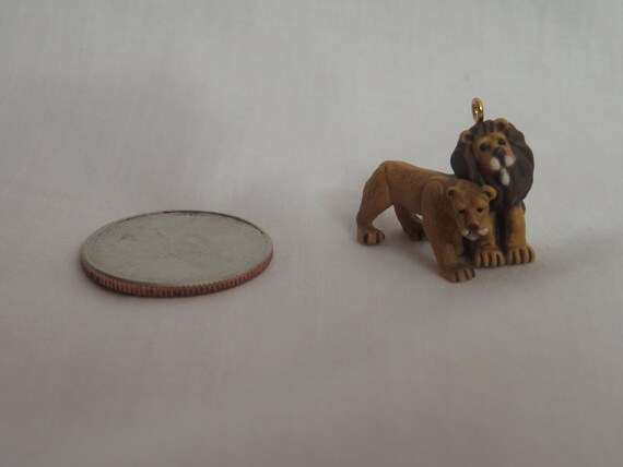 Keepsake Christmas Ornament Miniature Kindly Lions