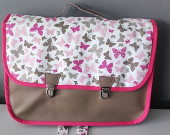 Kindergarten school bag (34cm x24 cm), taupe imitation leather and butterfly fabric with label holder, adjustable straps.