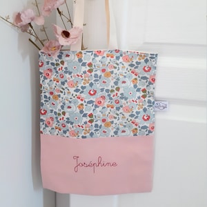 Tote bag enfant personnalisé Liberty Betsy Porcelaine rose, sac sport livres, cadeau personnalisable fille