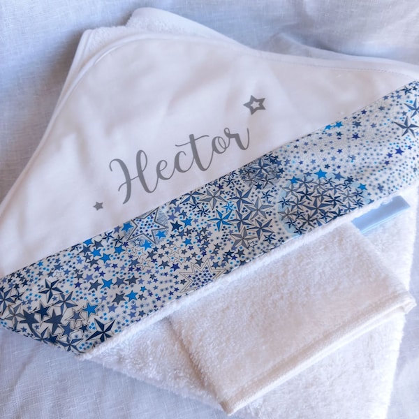 Cape de Bain bébé personnalisée avec gant de toilette garçon Liberty