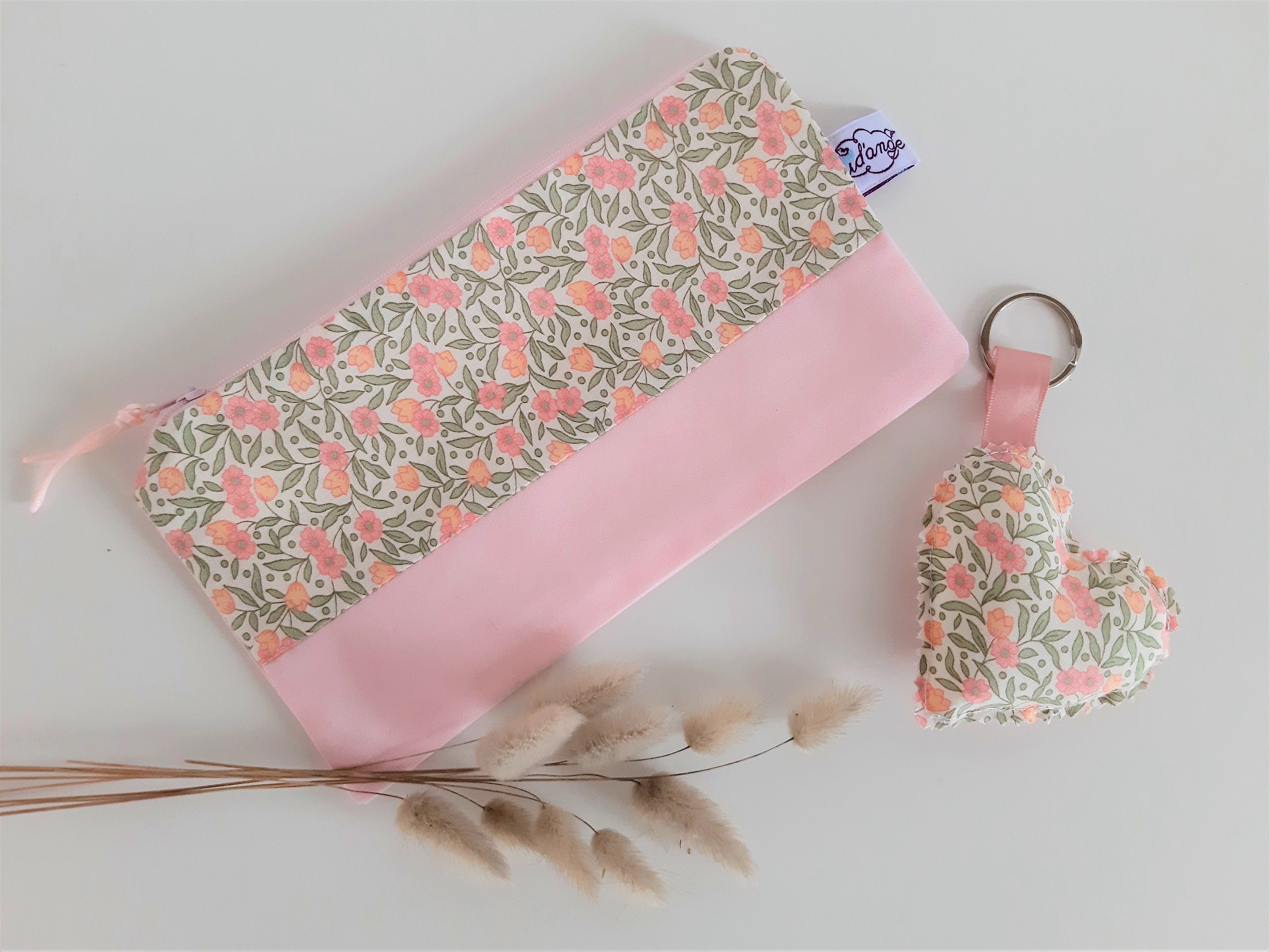 Trousse Maquillage ou Stylo Pour Femme Enfant et Son Porte Clé Rose Fleur Liberty, Cadeau Personnali