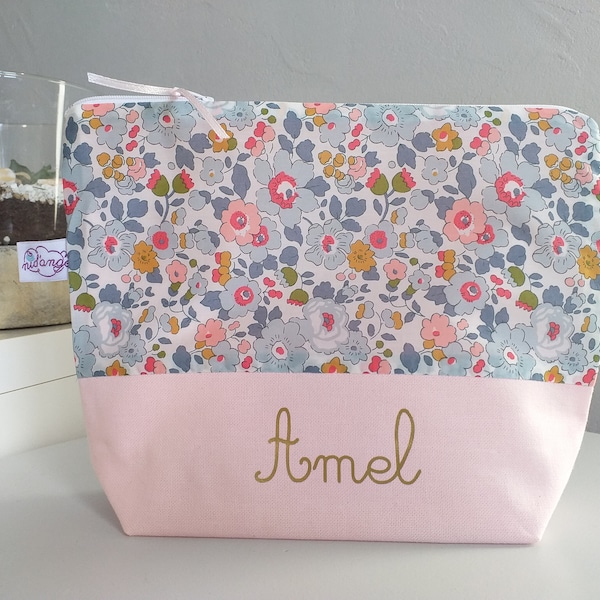 Trousse de toilette personnalisée enfant fille Liberty Betsy rose, cadeau naissance bébé