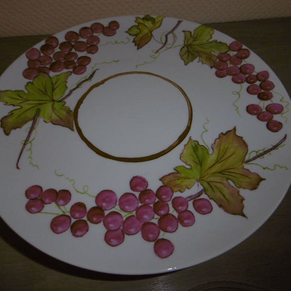 Plat à gâteau sur pied en porcelaine peinte main : la fête des vendanges.