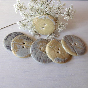 BEIGE BUTTONS in french porcelain created in a ceramic workshop
