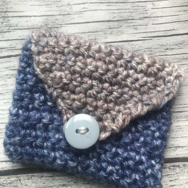 Porte monnaie réalisé au crochet en laine grise et bleu, fourre tout au crochet, fait main