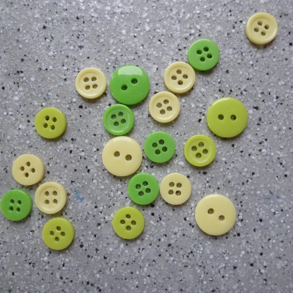 Lot de 30 boutons ronds couleur vert et jaune pastel, scrapbooking, carterie, couture, tricot