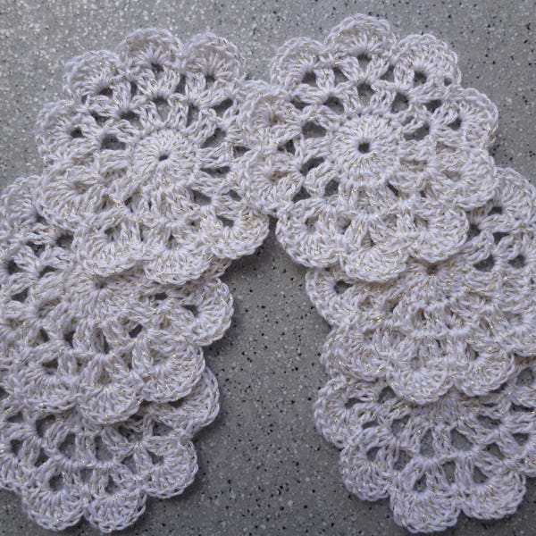 Lot de 6 dessous de verre fleurs au crochet réalisés à la main en coton écru et fil doré, crochet fleur, napperons crochet, déco