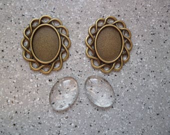 2 Supports cabochons ovals 25x30 mm,  en métal bronze  avec cabochon en verre