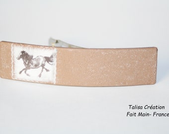 Polymer hair clip horse stamp motif, barrette  femme à la française 8cm, équitation, chevale, blanc et marron création by talisa Création