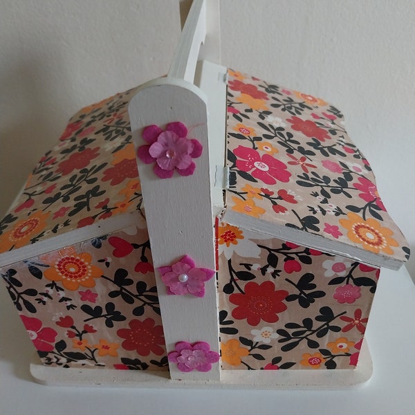 Boite rangement couture ' Petites fleurs "