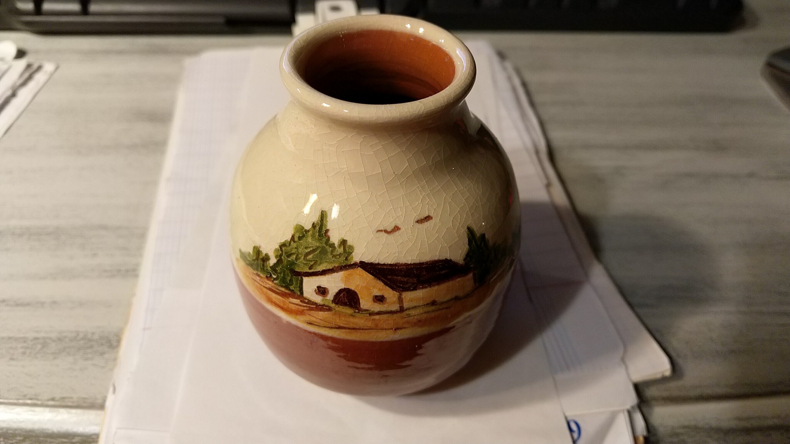 Petit Vase en Terre Cuite