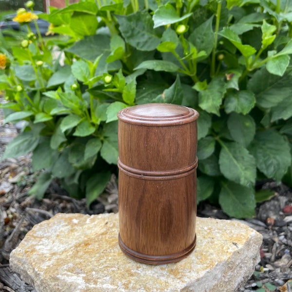 Beautiful Walnut Threaded Box. - Perfect Mother's Day Gift! - Free Shipping