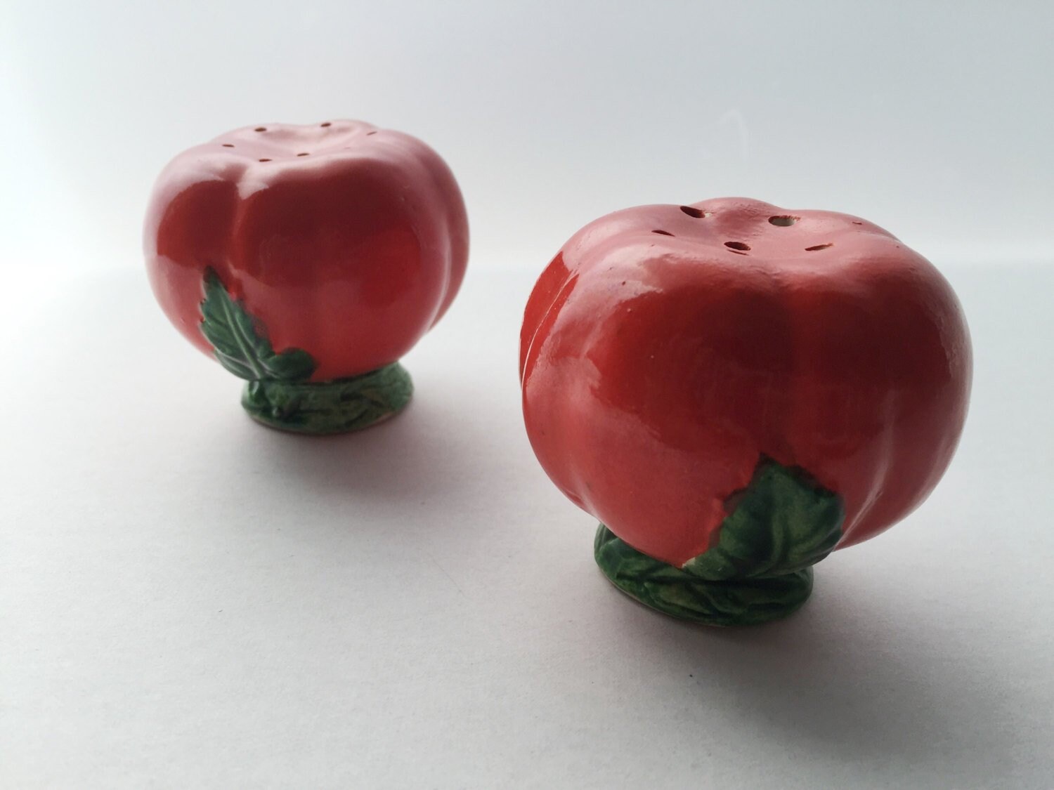 Set of 3 Vintage Tomato Salt and Pepper Shakers Japan Home & Living