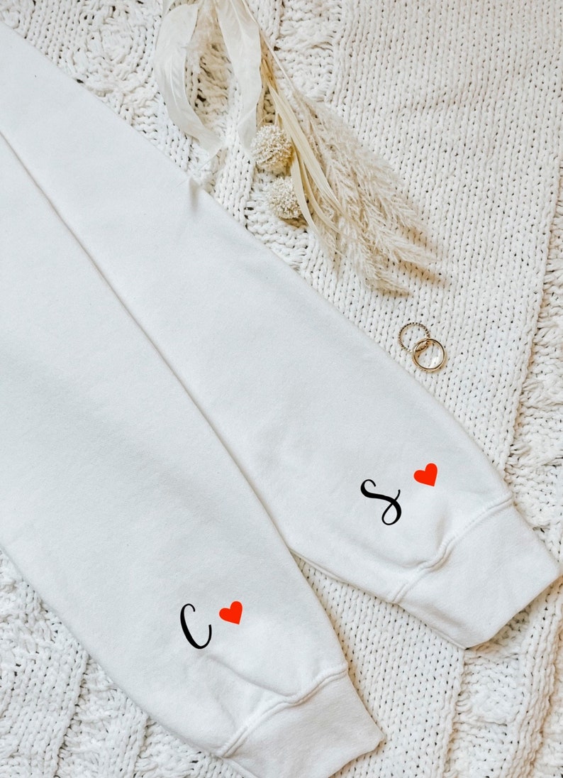 Mariage Sweat monsieur madame date, Sweatshirt de Mariage Personnalisé, Cadeau de Mariage original, Pull à Capuche Just Married image 4