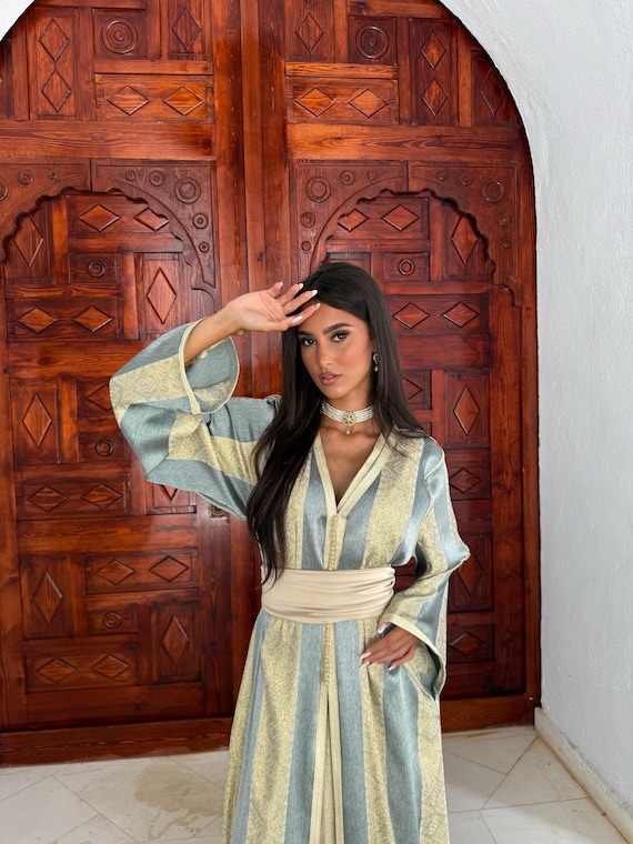 moroccan engagement dress Luxury Caftan in Striped Jawhara Fabric – Gold & Sage Green Takchita With Belt – Handmade Moroccan for Weddings, Bride Color:Fushia DS PRICES Blackpink Wearing Blue | quality beaded lace in