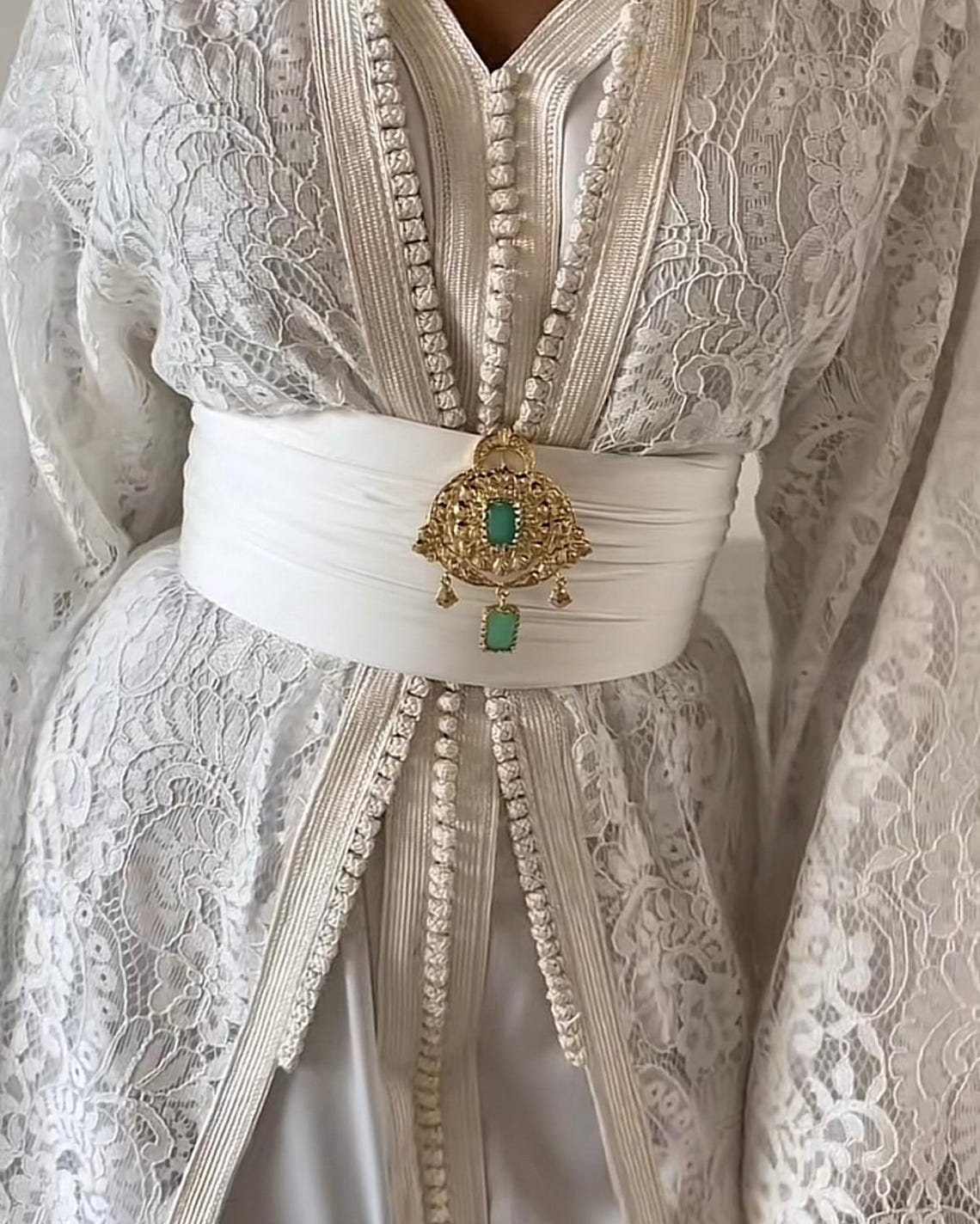 Luxury White Lace Moroccan Caftan With Belt – Handmade Bridal Takchita ...
