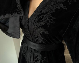 Black Velvet Moroccan Caftan – Elegant Hand-Embroidered Kaftan with Belt | Luxury Traditional Moroccan Dress for Weddings Guest and Nikkah