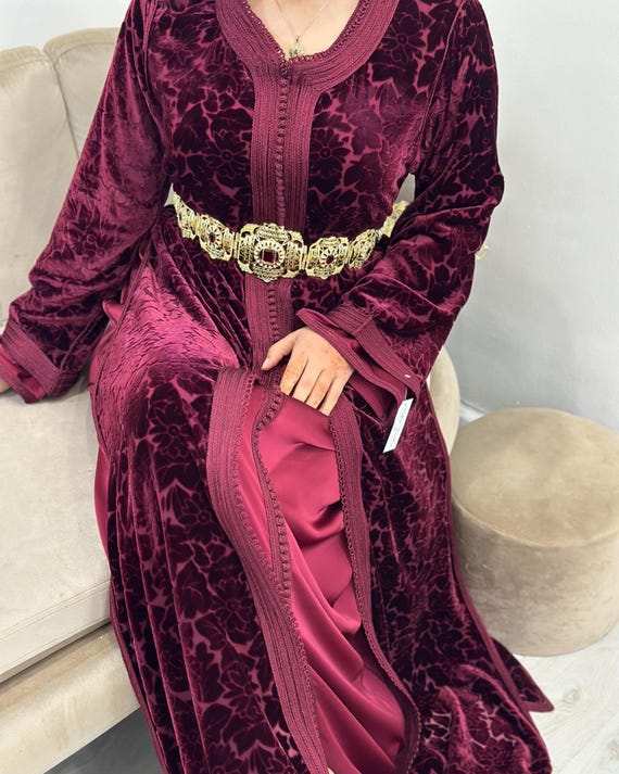 Velvet Wedding Guest Kaftan – Moroccan Luxury Takchita Dress
